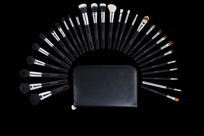 brushes-with-bag